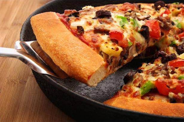 Snabb pizza: ett recept och dess variationer